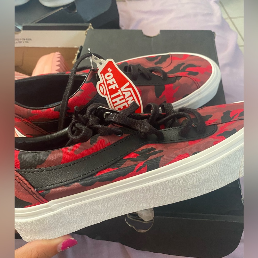 Vans 5 men 6.5 women’s new